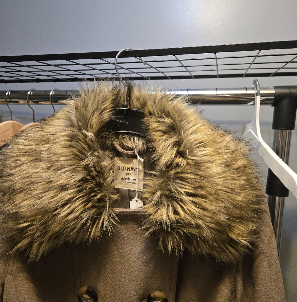 Old Navy Women's Classic Pea Coat - Picture 7 of 7